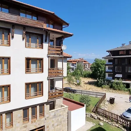 Lovely 1-bedroom With Mountain View *